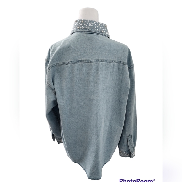 Tia Light Wash Denim Top Embellished Blue Size L - Picture 4 of 5